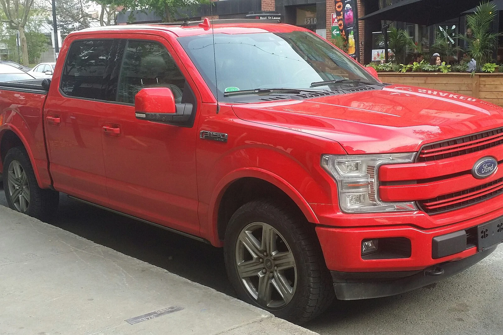 2019 Ford F-150 Lariat SuperCrew 4x4 in Race Red